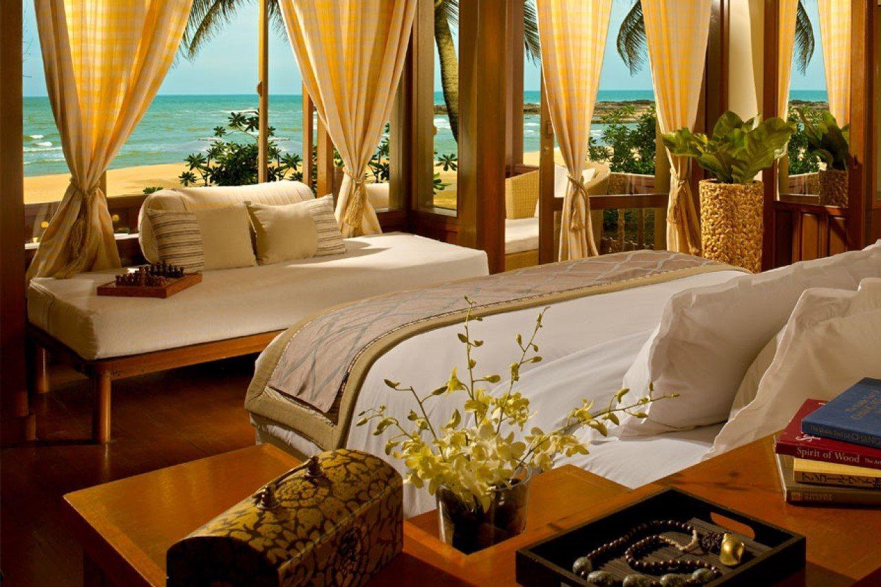 Tanjong Jara Resort, Terengganu - A Small Luxury Hotels Of The World Dungun Exterior photo A room at the Four Seasons Resort