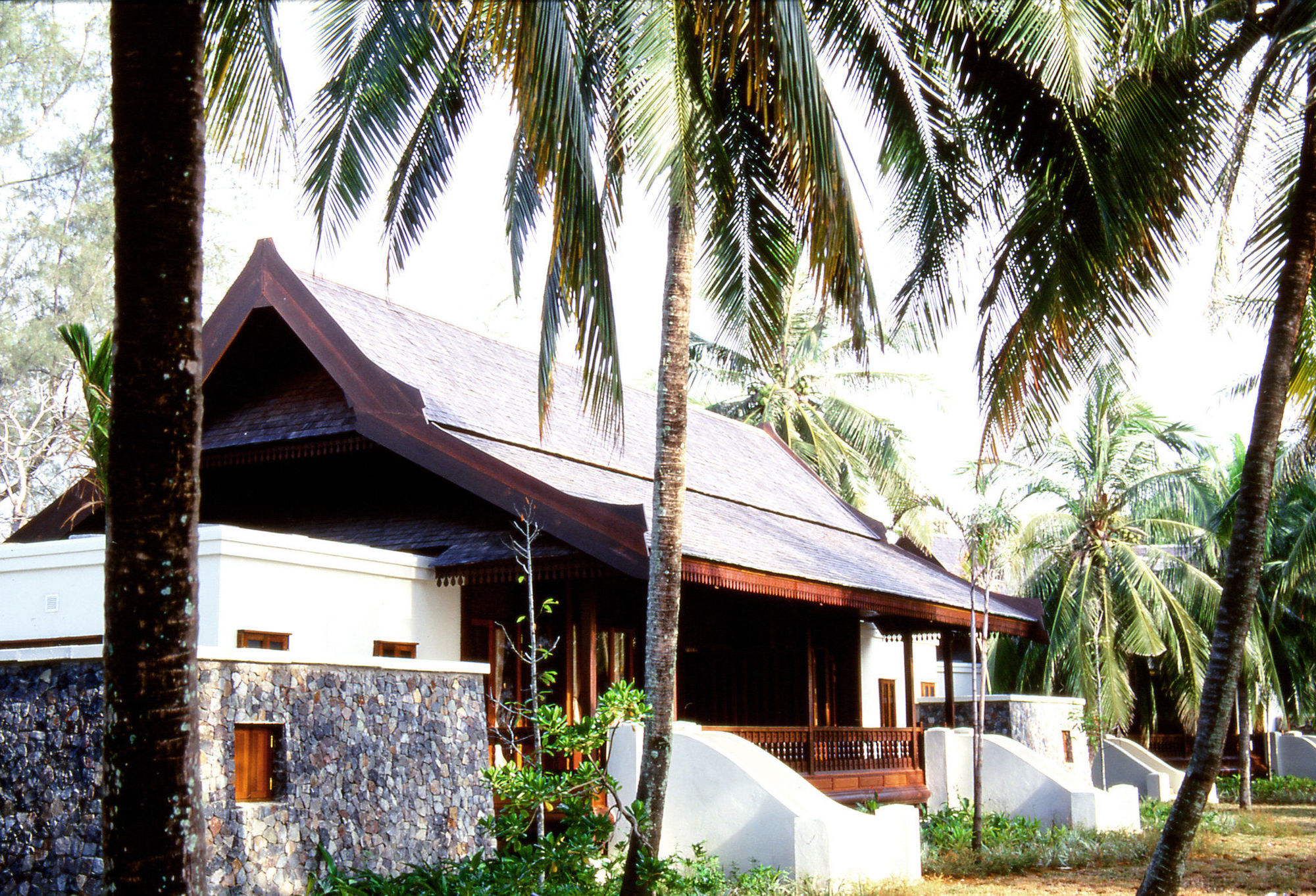 Tanjong Jara Resort, Terengganu - A Small Luxury Hotels Of The World Dungun Exterior photo A villa at the resort