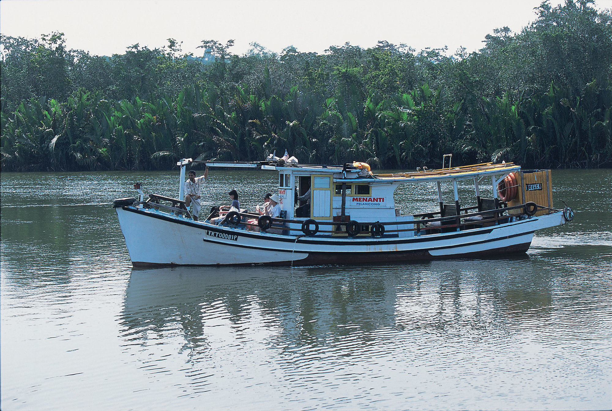 Tanjong Jara Resort, Terengganu - A Small Luxury Hotels Of The World Dungun Exterior photo A fishing boat in the backwaters of Kerala